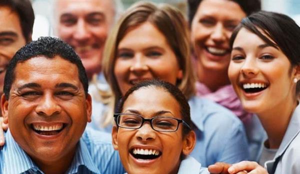 12. talya<br>  Milano ehri sakinlerinin, sokaa ktklarnda; ayet bir cenazeye ya da hastaneye gitmiyorlarsa, suratlarn asarak gezmeleri karlan bir kanunla yasaklanm. Glmeyin nk ar para cezas bile varm.