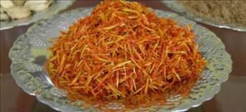 Safran Dnyann her yerinde yetien &#8216;Saffron Crocus&#8217; bitkisinden gelen bir baharattr. Daha ok spanya, Fransa, talya ve ran'da yetitirilir. Trkiye&#8217;de ise safran Safranbolu&#8217;da retilmektedir.