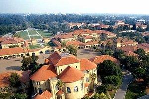 7 - Stanford niversitesi  <br>       Okuldan 14 milyarder mezun oldu.