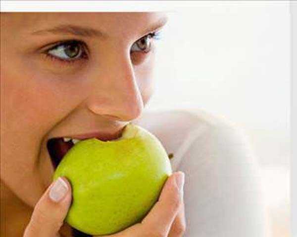 Meyve yemeyin:<br>  Yemein hemen stne yenilen meyve, midenizin hava ile dolmasna sebep oluyor.
