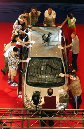 &#8220;Dokun Bana&#8221; adl garip yarmaya kimsenin itiraz etmemi olmas