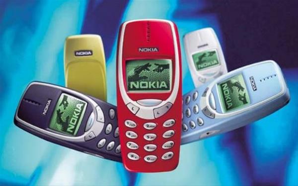 Zamann en akll telefonu olan 3310 ile ekil yapmak, 3310'a klf beenmek