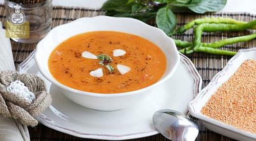 Geleneksel lezzetlerimizden tarhana, hem besleyici zellii hem de ierdii protein, vitamin ve minerallerle salk deposu... Besleyici bileimi yannda, itah ac zellii ile, bebek ve ocuklara, nekahat dnemindeki hastalarla, halsiz ve zayf insanlara g kazandrc, iyiletirici ve besleyici olarak da tarhana veriliyor.