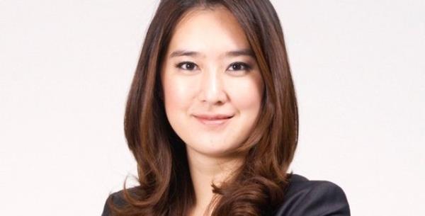 Kei'nin babas Ji Haipeng, lks emlak irketi Logan Property'nin sahibi. Ji Haipeng kznn kendi yerini alacan aklad.