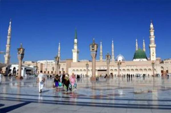 Hz. lyas 40 yanda peygamber olur