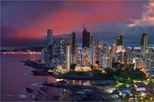 Panama City  <br>  ehirde toplam 241 tane gkdelen bulunuyor.