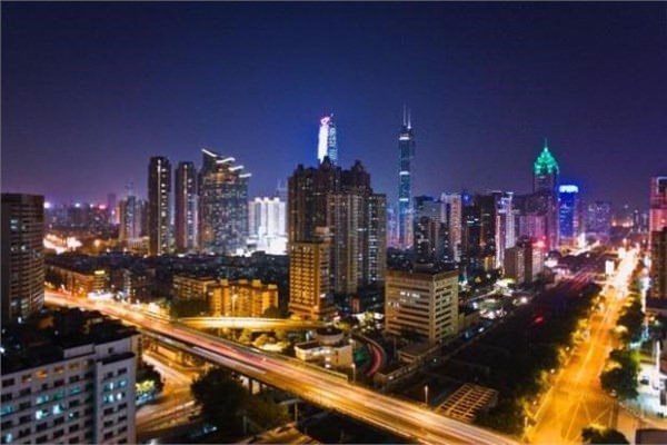 Shenzhen, in<br>    ehirde toplam 420 tane gkdelen bulunuyor.