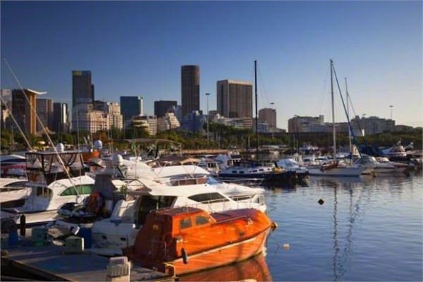 Rio de Janeiro, Brezilya  <br>  ehirde toplam 2 bin 595 tane gkdelen bulunuyor.