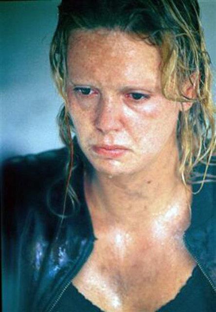 Hollywood yldzlar, filmlerdeki rolleri iin vcutlarn "acmaszca" deitirebiliyor. te "bukalemun" nller... Charlize Theron, Monster adl filmde...