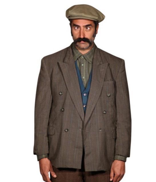 Mahsun Krmzgl, drdnc filmi iin olduka farkl bir ekilde kamera karsna geti.