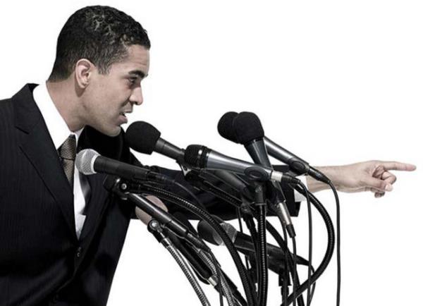 Politikaclardan korkma (Politikofobi)