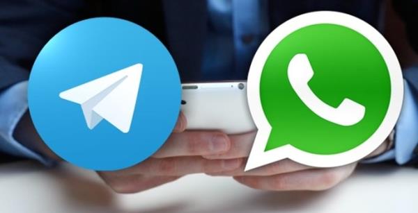 3- Silinen mesajlar geri getirin  <br>    Yanllkla silinen WhatsApp mesajlar iin de benzer bir yol izleyebilirsiniz. Zira WhatsApp' silip yeniden yklediinizde uygulama size eski konumalar geri getirmeyi isteyip istemediinizi soruyor.