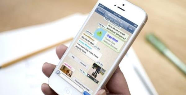 9- Kiiler iin WhatsApp ksayolu oluturun<br>      Bir kiiyi sk kullanlanlara eklemek iin o mesajn zerine basl tutun ve "Sohbet Ksayolu Ekle" seeneine tklayn.