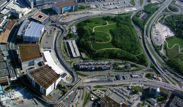 (8- Zurich Havaliman) Getiimiz yl yedinci srada grdmz svire Zurich, bu yl sekizinci oldu. Zurich Avrupa'da nc olurken eitli kategorilerde ilk 10'a girmeyi baard.