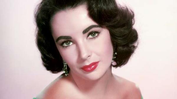 Elizabeth Taylor  <br>  Elizabeth Taylor 1962 ylnda yksek dozda Seconal alarak intihara teebbs etti. Gzel oyuncu bu olaydan sonra 50 yl daha yaad ve 79 yanda ld.