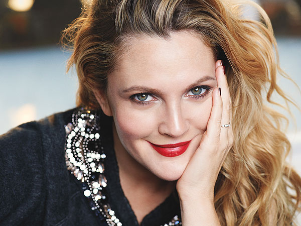 Drew Barrymore  <br>  Barrymore 14 yandayken mutfakta bileklerini keserek intihara teebbs etti.