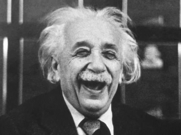 Albert Einstein'n mutluluk denklemi: Mutluluk = Gereklik - Beklentiler
