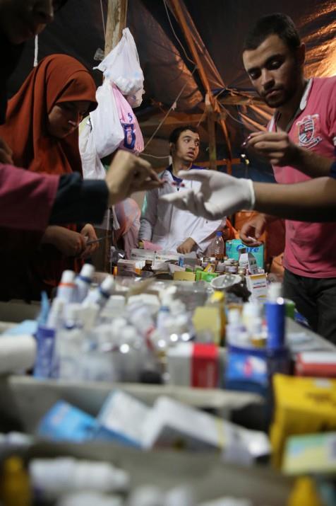 Ordunun ynetime el koymasndan nce iktidarda bulunan Hrriyet ve Adalet Partisi'nin (HAP) Szcs Cihad el-Haddad, AA muhabirine yapt aklamada, lke genelinde yaptklar "milyonluk gsteri" arsna halkn geni katlm gsterdiini ve Msr'da darbe koullar ortadan kalkncaya kadar meydanlardan ayrlmayacaklarn ifade etti.