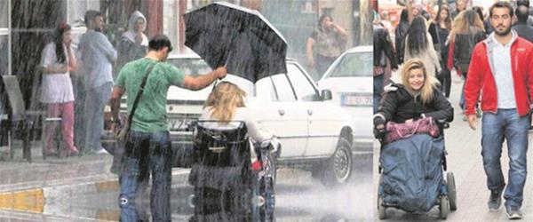 emsiye Meclis&#8217;e tad    <br>- Bennur Karaburun: Saanak altnda ekilen fotoraf ile Trkiye&#8217;nin tand engelli Bennur Karaburun, Bursa&#8217;dan milletvekili seilmeyi baard. 2013 ylnda tekerlekli sandalyesiyle saanak yamurdan kamaya alrken bir gen tarafndan emsiye ile korunmaya alan ve bu srada ekilen fotoraf ile simge haline gelen Bennur Karaburun, Bursa&#8217;da milletvekili aday olmutu. Karaburun, vekillik servenini de bu fotorafa borlu nk bu fotoraf gren Cumhurbakan Tayyip Erdoan, trafik kazas sonucu tekerlekli sandalyeye mahkum olan Bennur Karaburun&#8217;u arayarak sohbet etmiti. 7 Haziran seimlerinde iki dil bilen Karaburun, Bursa&#8217;dan AK Parti&#8217;nin 9. sra milletvekili aday olmutu.