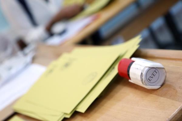 Bu sonu yaklak 2 puanlk oyun Trk semenden geldii sonucunu destekliyor.    <br>te o rakamlar....