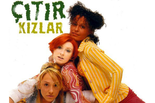 tr Kzlar - Yaanacaksa Yaanacak