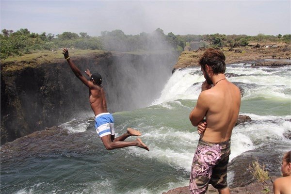 Victoria elalesi - Zambiya