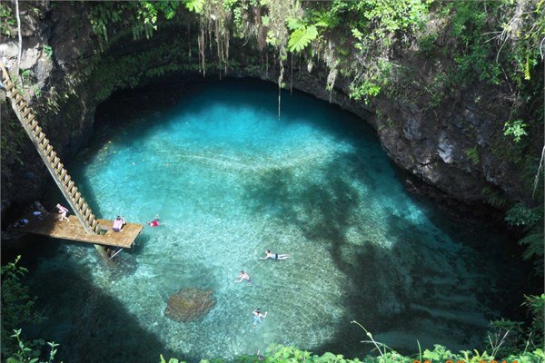 To Sua Ocean Trench - Lotofaga, Samoa