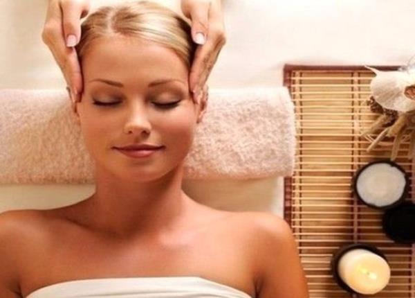 Kendinizi endieli hissediyorsanz ve kalbiniz normalden hzl arpyorsa... Sa diplerinden balayarak akaklarnza nazike masaj yapn.