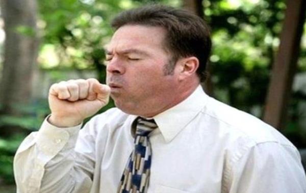 ekeri uzunca bir sre emerek boaznz rahatsz eden ksrk krizini engelleyebilirsiniz.