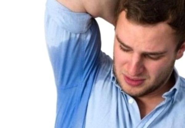 Terleme problemi yayorsanz ve du almaya vaktiniz yoksa... Hemen tuvalete gidin ve birka kat havlu koparn. Kokulu antibakteriyel sv sabunu kat peeteye dkn ve o blgeyi silin. Ancak sonrasnda iyice kurulamay unutmayn.