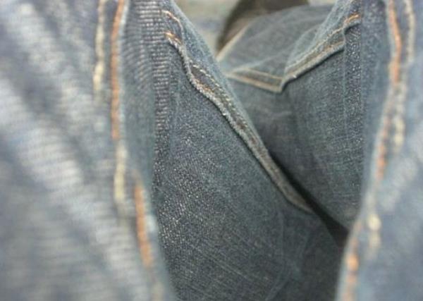 Ters evirin! Makineye atmadan nce renginin ok akmamas iin kotunuzu ters evirin. Derecenizi doru ayarlayn! Makineden karrken bir sprizle karlamak istemiyorsanz, mutlaka makinenizin derecesine dikkat edin!