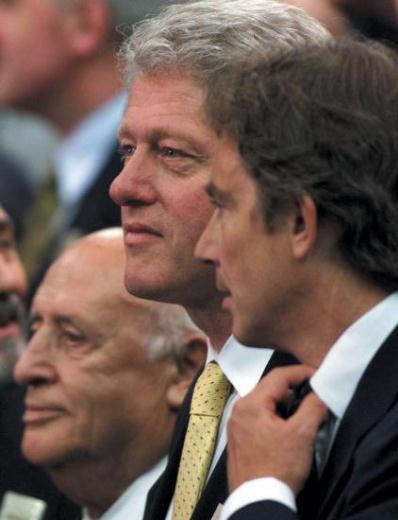 Mizah bir yumruktur, ne zaman kime vuraca belli olmaz.