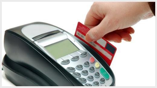 POS tefeciler, "sahte belge dzenleme" nedeniyle, 3 yldan 5 yla kadar hapis cezasnn yan sra; - Trk Ceza Kanunu'nun 241. Maddesi uyarnca, "tefecilik" nedeniyle 2 yldan 5 yla kadar "hapis cezas" ile yarglanrlar.  <p>-Ayrca 500 bin lira "para cezas" uygulanr.</p>