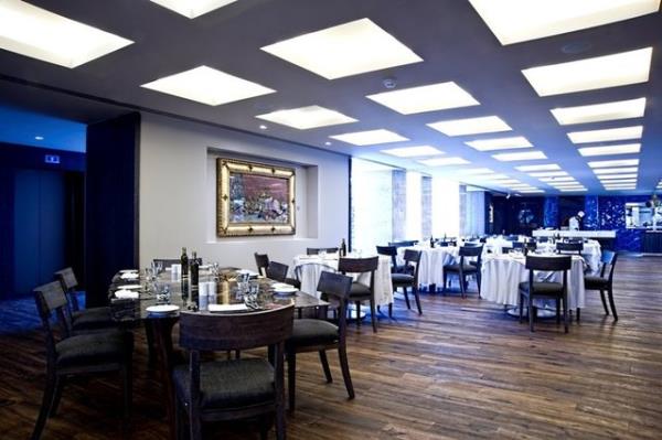 Nar Gourmet'nin yresel arkteri rnleri ve ta frnda pimi Ramazan pidesi, malhitiye veya otlu orba ile balayan iftar yemei...