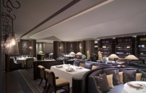 Burada ayrca Endonezya mutfana ait olan krili tavuk yer alyor.