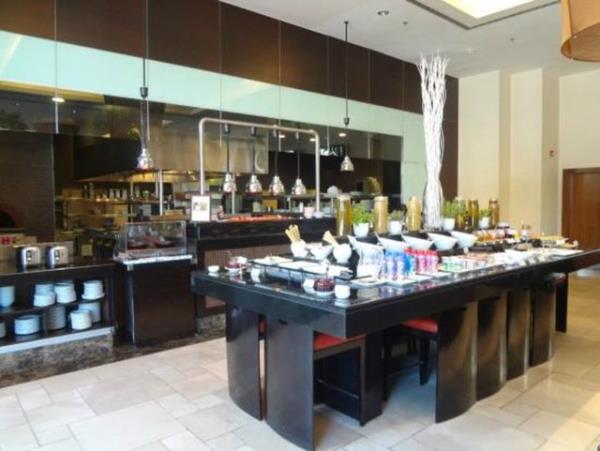 Burada iftarn kii ba fiyat 99 lira.