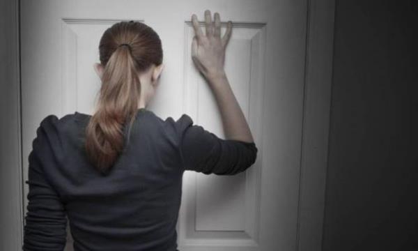 Ryada Bir yerde kapal kalmak: Eer bu tip ryalar sk sk gryorsanz, hayatnzda yolunda gitmediini hissettiiniz bir eyler var demektir.