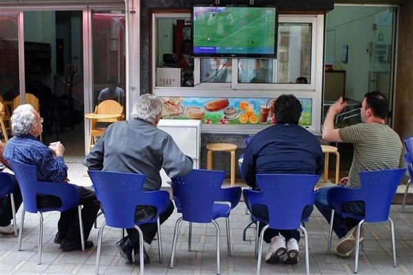 <p><b>Gney Kbrs</b></p>    3 milyon Euro'ya AB pasaportu almak mmkn.