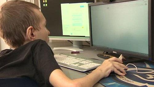 Operasyon baarya ulasa bile kiide psikolojik etki brakr m?  <br>  Geirdikleri operasyonlarn ardndan d grnleri deien kiilerin baz psikolojik zorluklar yaad bilinen bir gerek. Uzmanlar bu tip deiikliklerin kiilerin kendine duyduu gveni etkilediini belirtiyor.