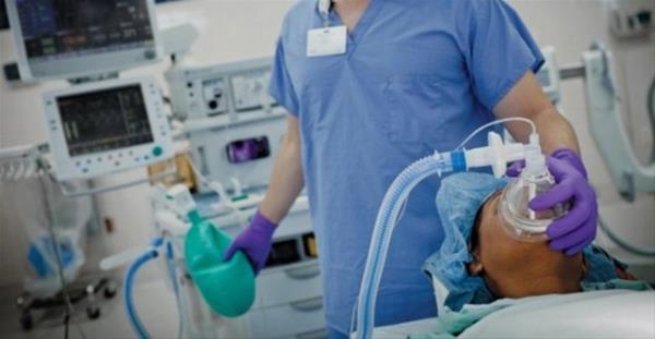 Anestezi, nefes yolu veya ine ile vcuda ila verilerek oluturulmaktadr. Nefes yolu veya ine ile yaplan anestezi, mideye ulamad gibi, yeme-ime anlam da tamamaktadr.