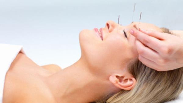 Akupunktur tedavisi orucu bozar m? Oru, imsak vaktinden iftar vaktine kadar ibadet niyetiyle yeme, ime ve cinsel ilikiden uzak durmak suretiyle yaplan bir ibadettir