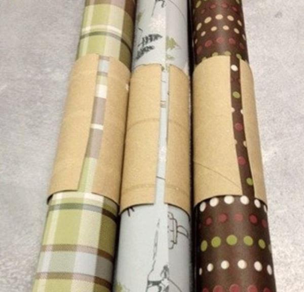 Tuvalet kd rulosu ile iyi bir hediye sarma kd yapabilirsiniz.