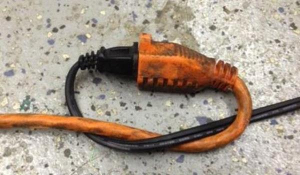 Her zaman yerinden kan kablolarnz balayabilirsiniz.