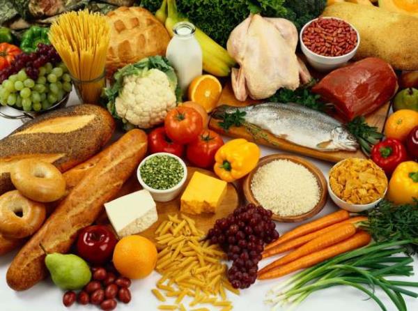 Salkl olarak i hayatn srdrebilmek iin Ramazan boyunca tm besin gruplarndan yeterli miktarda alnmaldr.