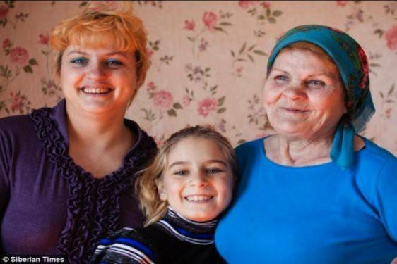 Lyudmila Steblitskaya  Lyudmila Steblitskaya da l ilan edlip morga konulan ama daha sonra uyananlardan. Ama bu sefer bu kadn morgda tam  gn geirdi.2011'de kz Nastya annesini hastanede ziyaret ettiinde, annesinin o gn ld sylendi. O gn cumayd ve annesini pazartesiye kadar gremeyecekti, nk morg haftasonu almyordu. Bu duruma kzd ama pazartesi iin cenaze dzenlemeye balad.