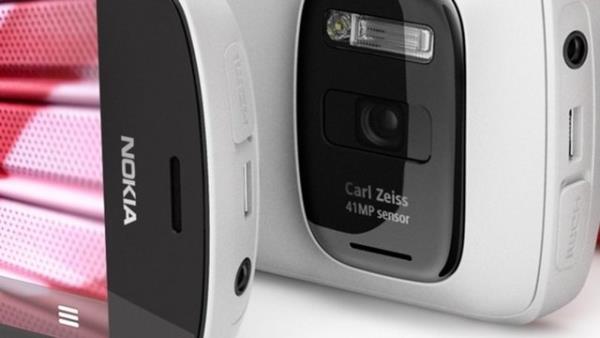 Nokia 808 Sfr: 1360 TL kinci el: 800 TL