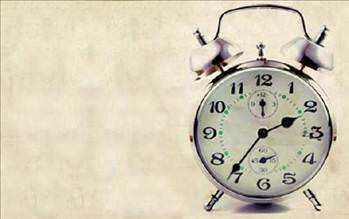 Sahura kalkmay ihmal etmezdi, ve sahur ile ilgili &#8220;Mutlaka sahura kalkn, nk sahurda bereket vardr&#8221;. (Buhar, Savm, 20). buyurmaktadr. Efendimiz s.a.v her gn kuran- kerim okurdu.