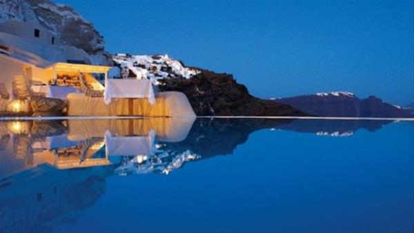 Tatilciler lkedeki krizin kendilerini nasl etkileyebilecei hakknda bilgi sahibi olmak istiyor.