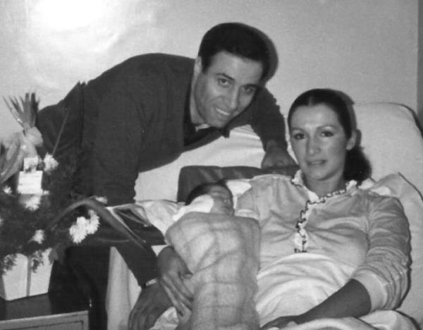 Ezo Sunal doduunda, hastanede...