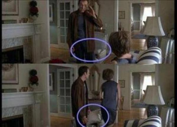 Rezervuar Kpekleri &#8211; Kelepelerin yer deitirmesi...Marvin Nash&#8217;in ikence yapmak amacyla getirildii sahnede, ellerinin arkadan kelepelendiini gryoruz ancak Marvin Nash&#8217;i tekmelemeye baladklar sahnede ise ellerinin nden kelepelendiini grrz. Birka sahne sonra ise ellerinin yeniden arkadan kelepelendiini gryoruz.